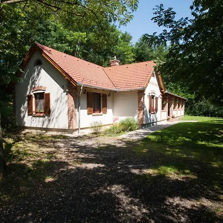 Gocsej-gyongye Vendeghaz Gasthof Kustánszeg